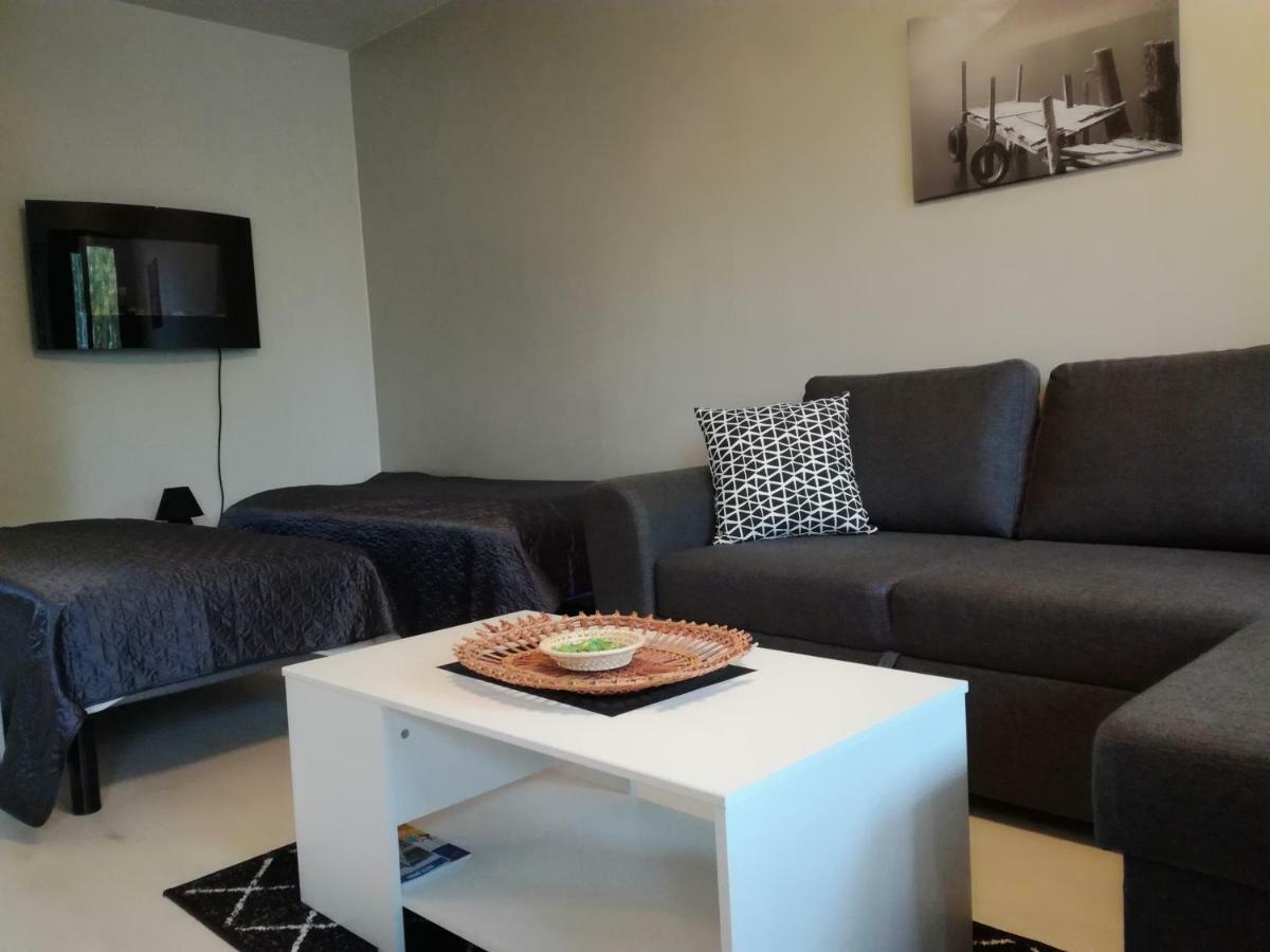 וואסה A Lovely One-Room Apartment Near The City Centre. מראה חיצוני תמונה
